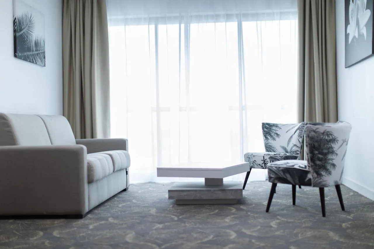 **** Aparthotel Le Barracuda & Spa, Centre Port, Pieds Dans L'Eau, Vue Mer Brest France