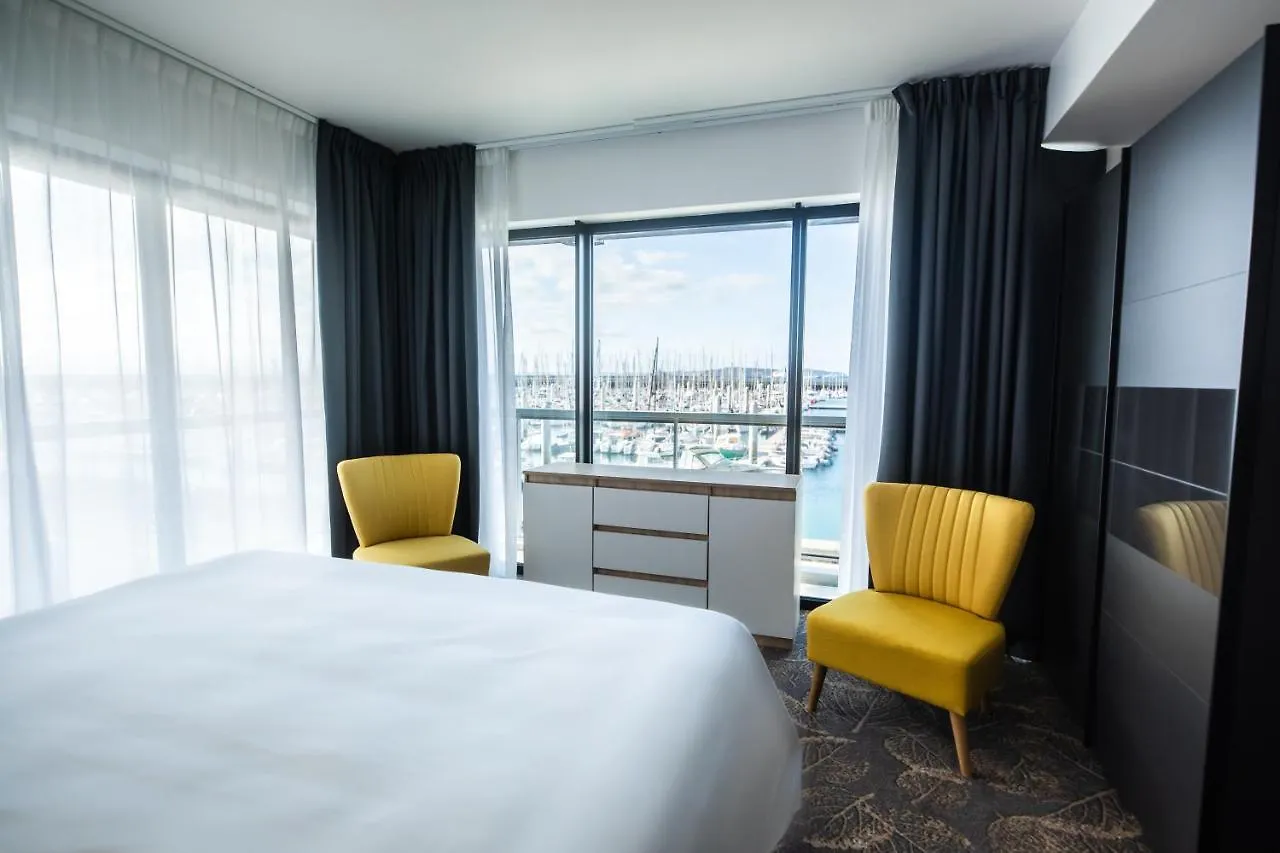 Aparthotel Le Barracuda & Spa, Centre Port, Pieds Dans L'Eau, Vue Mer Brest