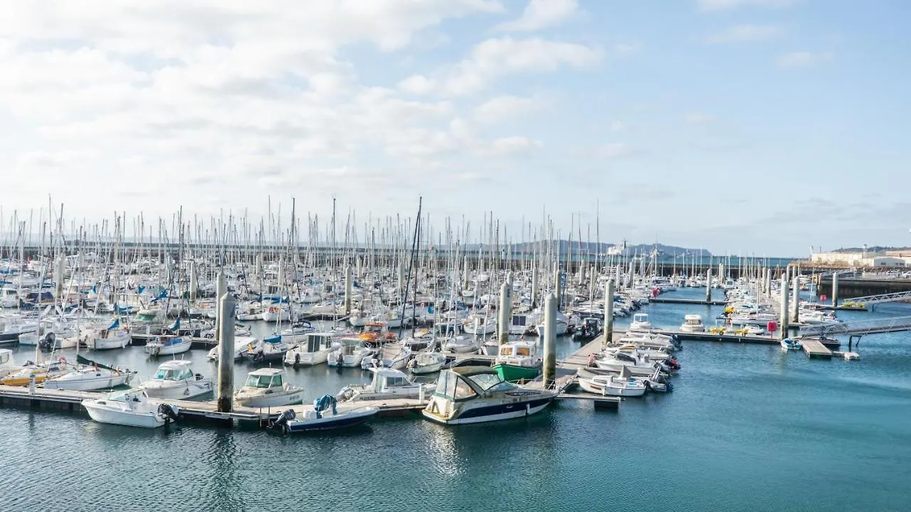 Aparthotel Le Barracuda & Spa, Centre Port, Pieds Dans L'Eau, Vue Mer Brest